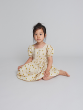 Load image into Gallery viewer, Daphne Flower Dress
